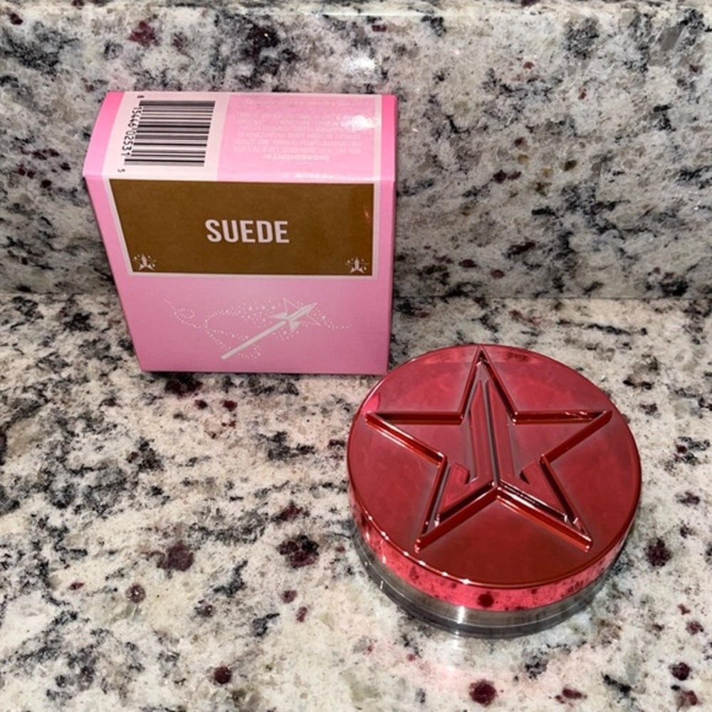 Jeffree Star Suede Setting Powder